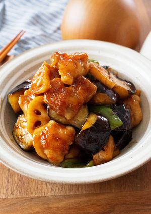 【鶏もも肉と秋野菜の甘酢炒め】ご飯が進む♪-レシピのメイン写真