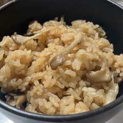 รูปของ 舞茸の炊き込みご飯