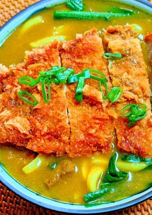 レトルトカレーとニラで✿カツカレーうどん-レシピのメイン写真