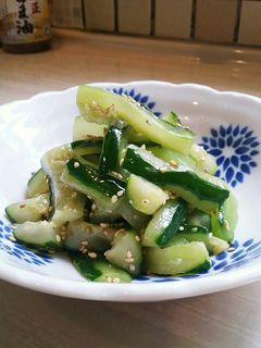 超簡単おかず!きゅうりのごま油和え-レシピのメイン写真