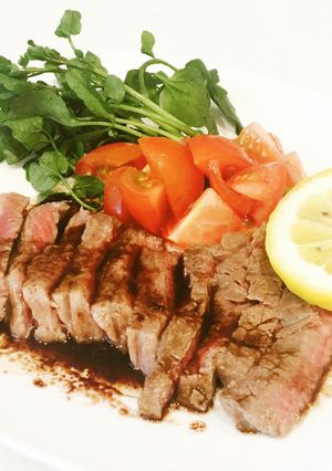 牛肉ステーキ☆バルサミコと赤ワインソース-レシピのメイン写真