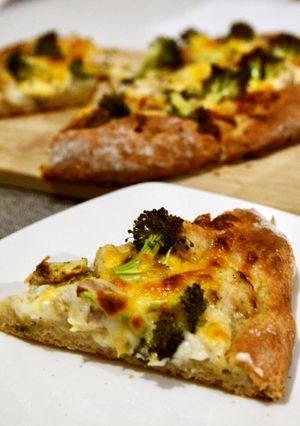 アメリカごはん☆チキン＆ブロッコリーピザ-レシピのメイン写真