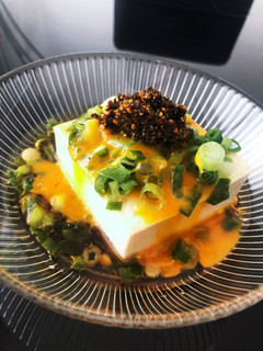 簡単!ごま油香るめんつゆ生七味冷奴-レシピのメイン写真