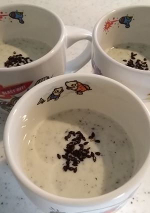 お豆腐で☆ヘルシー黒ごまムース♪-レシピのメイン写真