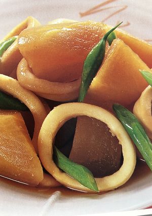 イカ(里いも)と大根の煮物-レシピのメイン写真