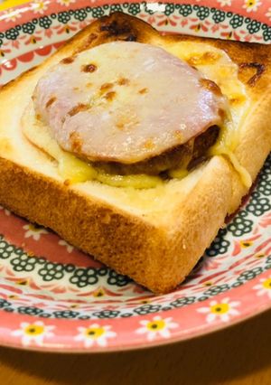 簡単♪ハムチーズコロッケのトースト☆-レシピのメイン写真