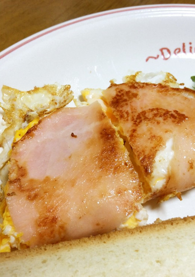 目玉焼き(ハムエッグ…失敗してもOK)-レシピのメイン写真