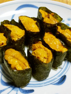 ウニという罪を海苔で包んで:うにのおすし-レシピのメイン写真