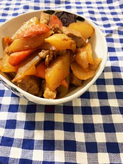 染み込む!大根、人参と豚肉のピリ辛炒め煮-レシピのメイン写真