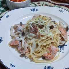 รูปของ ワンパンで!鮭のレモンクリームパスタ