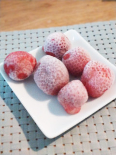 ひんやり✩フローズン苺-レシピのメイン写真