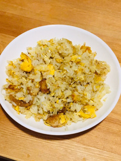 旨味たっぷり鶏皮チャーハン-レシピのメイン写真