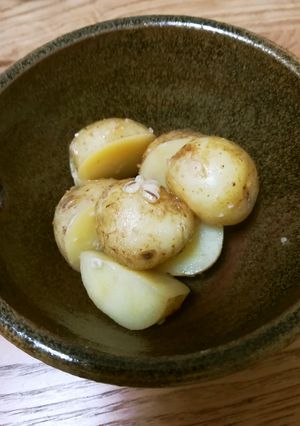 揚げずに香ばしく♪新じゃがガーリック風味-レシピのメイン写真