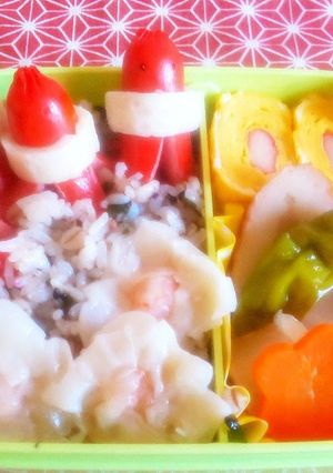 浮き輪でプカプカたこさんウインナー海水浴-レシピのメイン写真