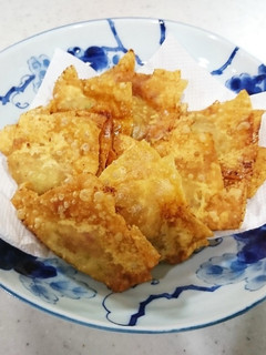 揚げたてサクサク☆美味しい揚げワンタン♬-レシピのメイン写真