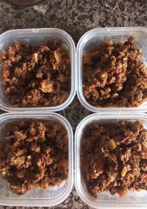 ハンバーグ丼の具になる炒め物-レシピのメイン写真