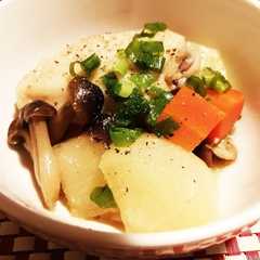 รูปของ 中華風☆鶏肉と大根の煮物