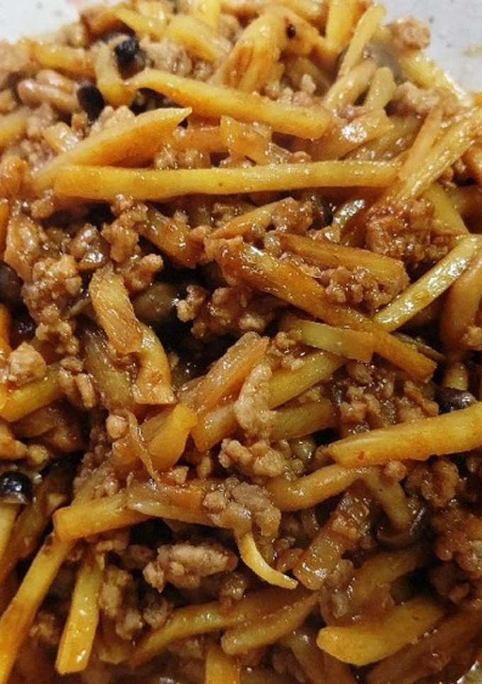 細切り筍と挽肉としめじの味噌炒め-レシピのメイン写真