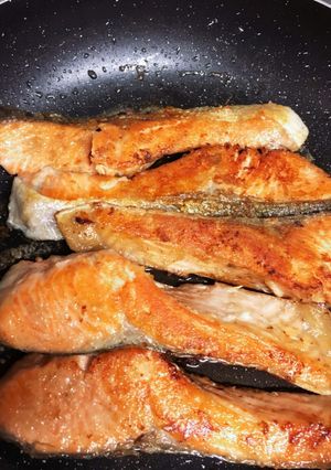 生鮭のバター焼き フライパンで簡単-レシピのメイン写真