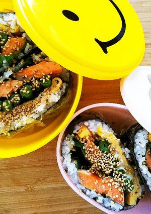 ランチに捕食に，鮭と卵焼きのおにぎらず-レシピのメイン写真