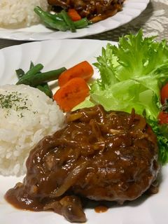煮込みハンバーグ-レシピのメイン写真
