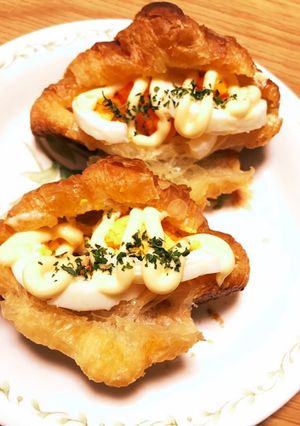 ゆで玉子とマヨのクロワッサンサンドイッチ-レシピのメイン写真