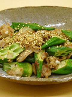 オクラと豚肉の梅風味炒め【JA福岡市】-レシピのメイン写真
