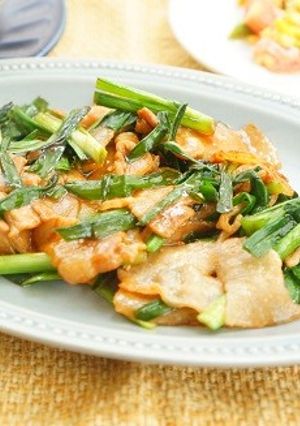 にらと豚ばら肉の肉にらオイバタ炒め-レシピのメイン写真
