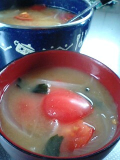トマトの味噌汁-レシピのメイン写真