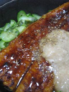 うなとろ&うざく丼-レシピのメイン写真