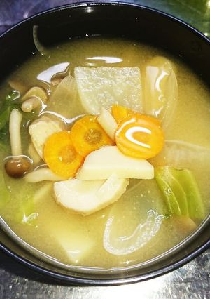 簡単！レンジで具だくさん減塩味噌汁♪-レシピのメイン写真