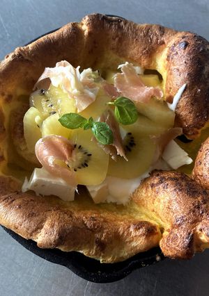 キウイのダッチオーブンパンケーキ-レシピのメイン写真