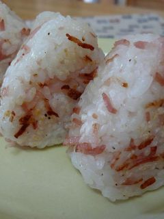 ベーコンとチーズの洋風焼おにぎり-レシピのメイン写真