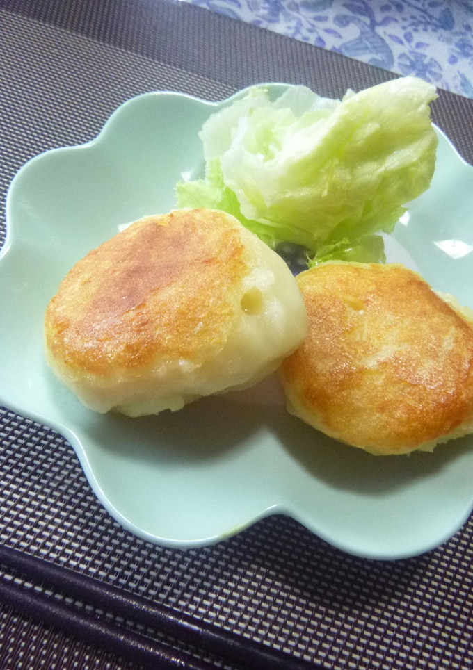 チーズがとろける　もちもち芋餅-レシピのメイン写真