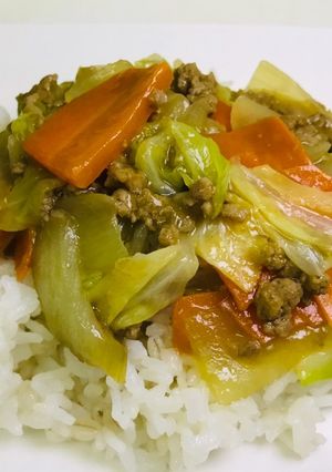 キャベツたっぷり！豚ひき肉の餡掛けご飯！-レシピのメイン写真