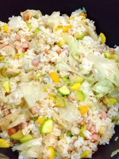 ズッキーニとウインナーのチャーハン-レシピのメイン写真