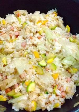 ズッキーニとウインナーのチャーハン-レシピのメイン写真