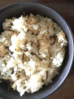 シーチキンと塩こんぶの炊き込みご飯-レシピのメイン写真