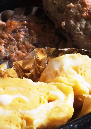 お弁当に！フライパンでチーズin玉子焼き-レシピのメイン写真
