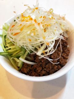 満腹・満足!中華風肉味噌うどん-レシピのメイン写真