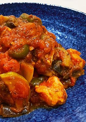 鶏肉(魚介)と夏野菜のハーブトマト煮-レシピのメイン写真