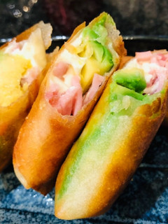 アボカドとハムとクリームチーズの春巻き*-レシピのメイン写真