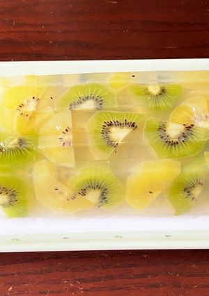 キウイでぷるんと寒天ゼリーケーキ-レシピのメイン写真