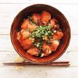 超簡単混ぜるだけ!サーモン塩昆布丼