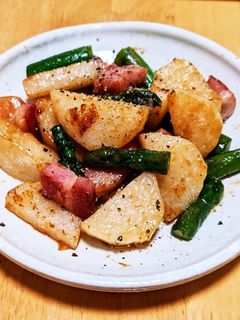 長芋とべーコンのめんつゆバター炒め-レシピのメイン写真