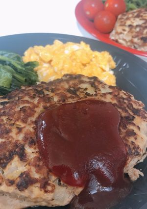 手ごねハンバーグ-レシピのメイン写真