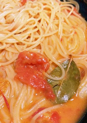 フライパン一つで簡単トマトクリームパスタ-レシピのメイン写真