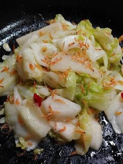 キャベツかぶペペロンチーノ炒め(簡単)-レシピのメイン写真
