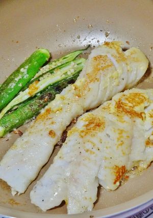 マヨでムニエル白身魚。野菜も一緒に-レシピのメイン写真