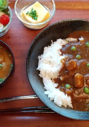 お昼ごはん！肉じゃがカレー-レシピのメイン写真